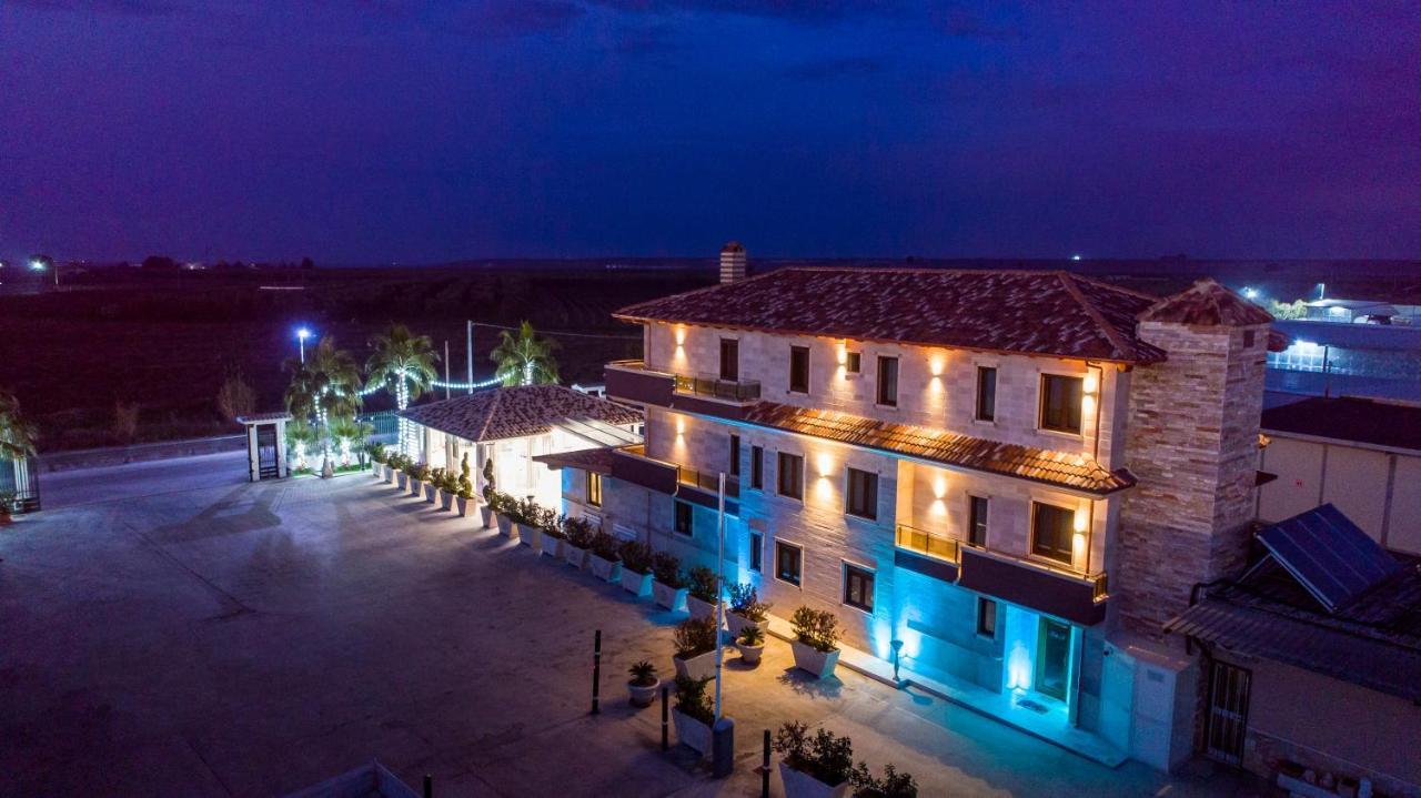 B&B Dimmito Чериньола Екстериор снимка